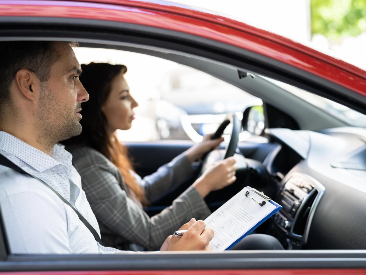 Auto-École près de Coulaines - ÉCOLE DE CONDUITE SAVARE